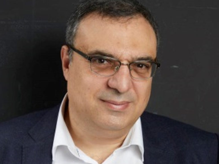 Voir aussi le verre à moitié plein, c’est une forme de lucidité utile